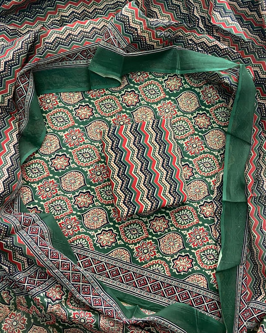 Fancy Cotton Printed Unstitched Dress Material For Women
